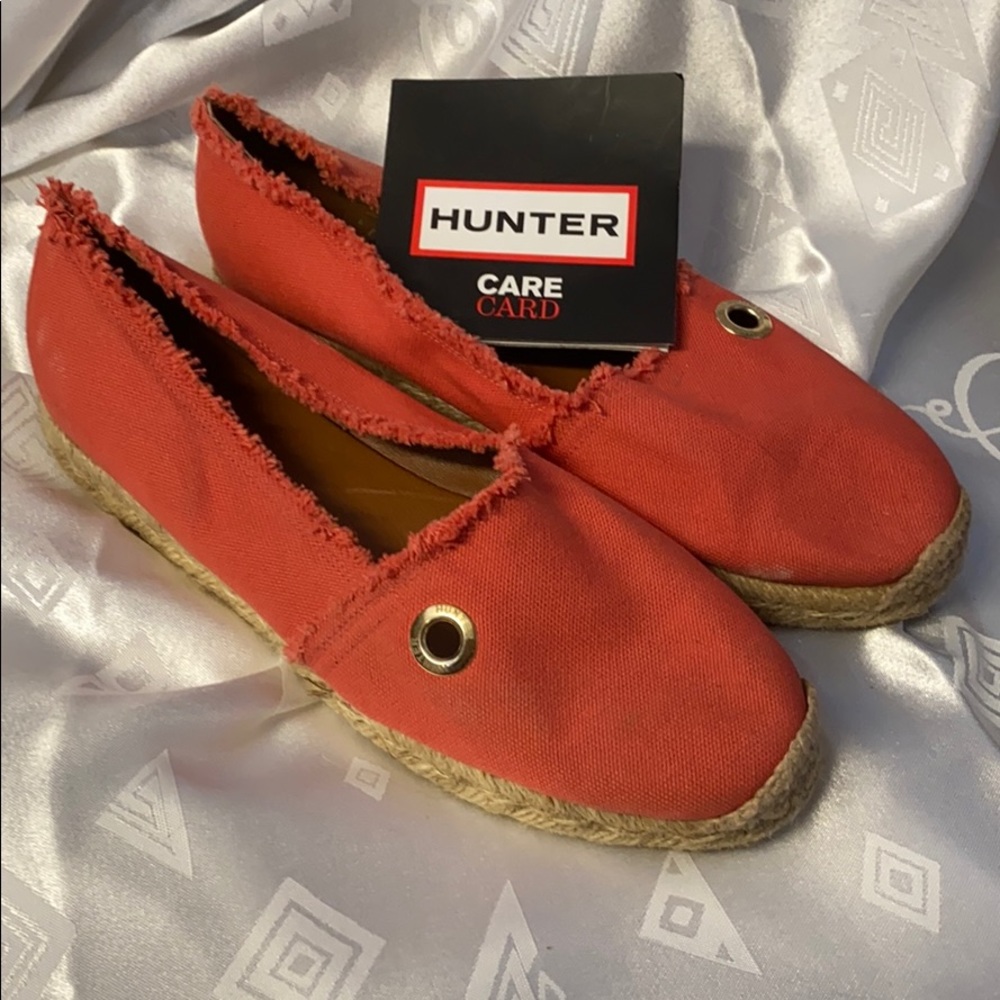 Canvas shoes